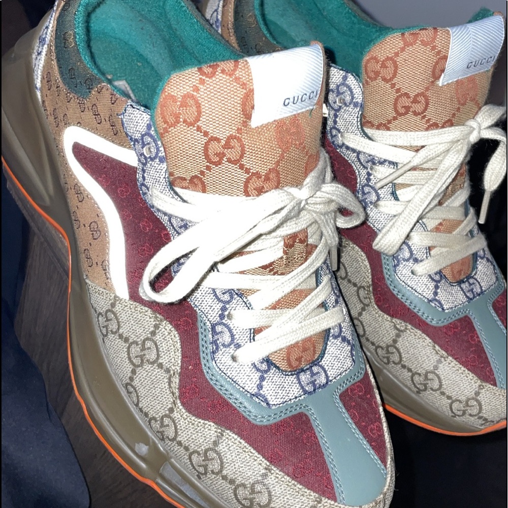 Gucci Sneakers